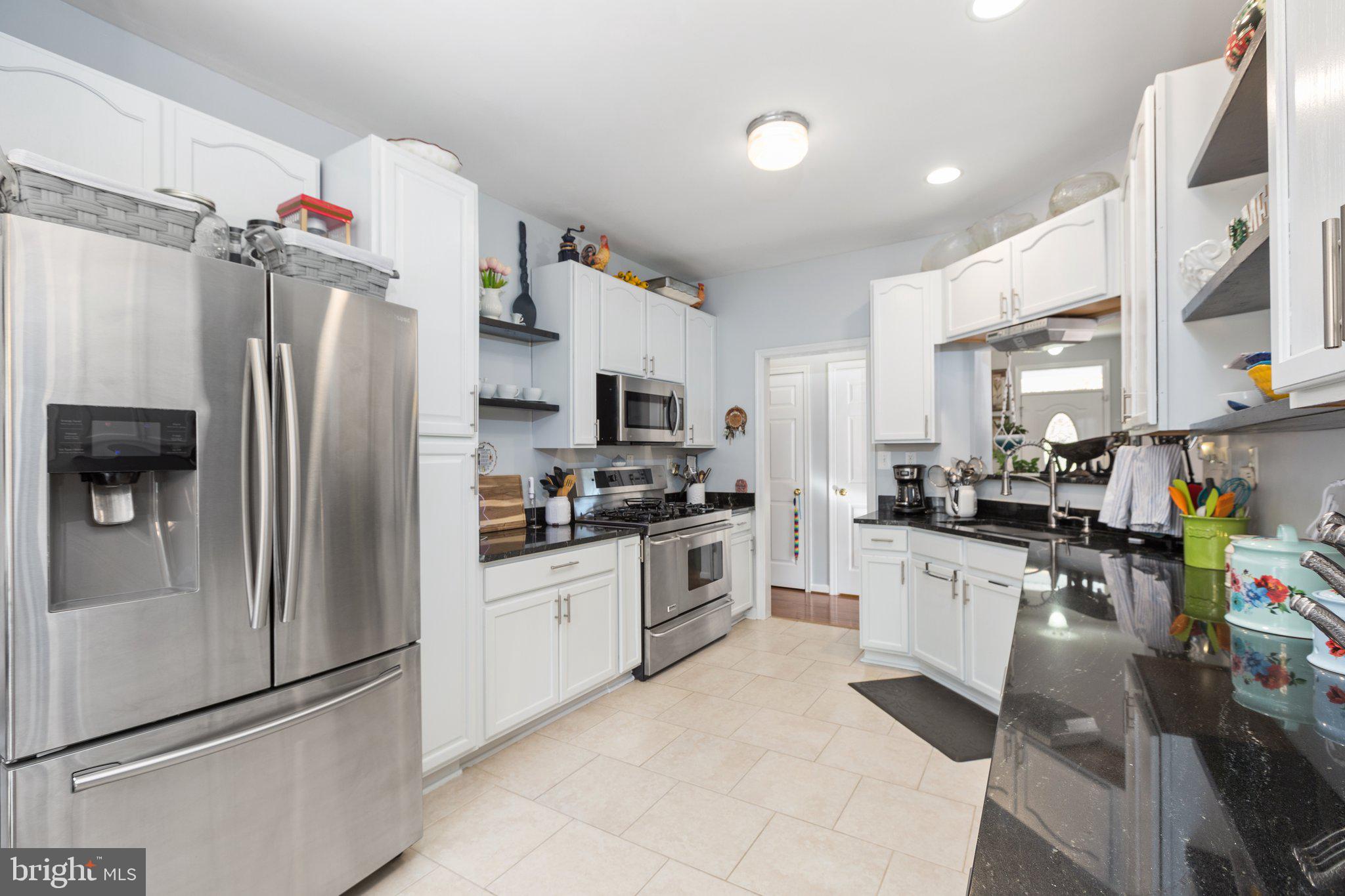 3488 Russel Run Road Locust Grove, VA 22508 - Photo 18 of 65 SS appliances - 5-burner gas cooktop & double oven