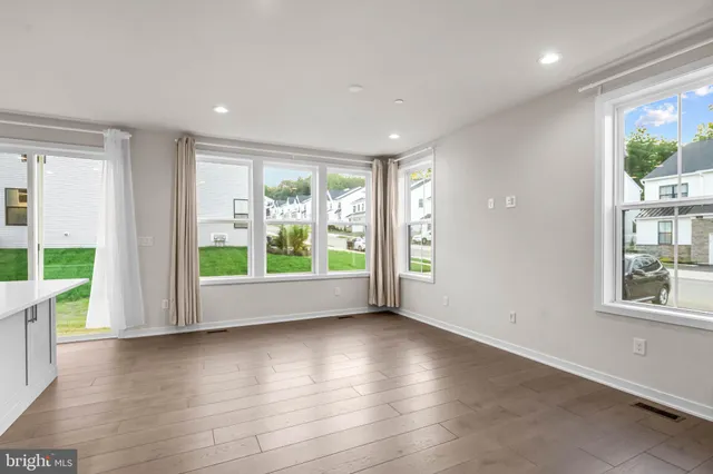 $4,300 | 315 Gilman Street, Unit 168, Malvern, PA 19355