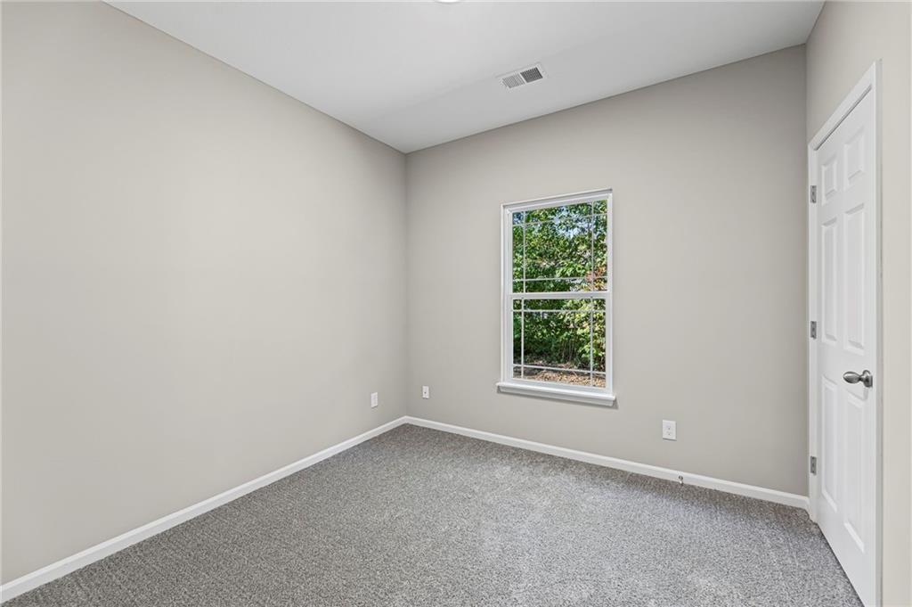 844 East 7th Street Ottawa, KS 66067 - Photo 15 of 36