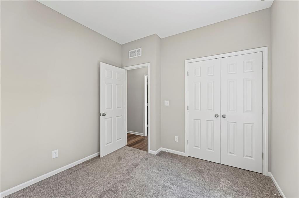 844 East 7th Street Ottawa, KS 66067 - Photo 18 of 36