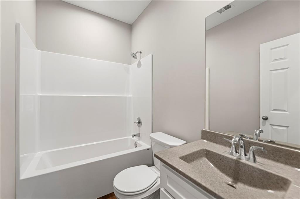 844 East 7th Street Ottawa, KS 66067 - Photo 25 of 36