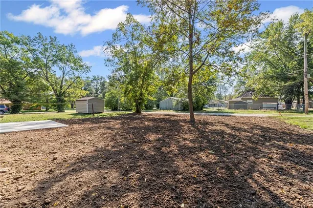 $216,900 | 844 East 7th Street, Ottawa, KS 66067