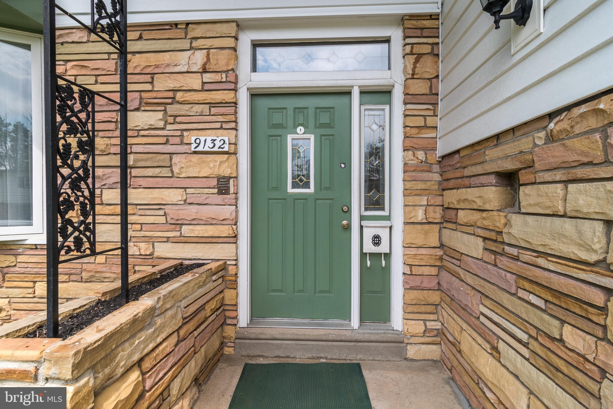 9132 Dale Road Philadelphia, PA 19115 - Photo 3 of 35 Gallery Image 3