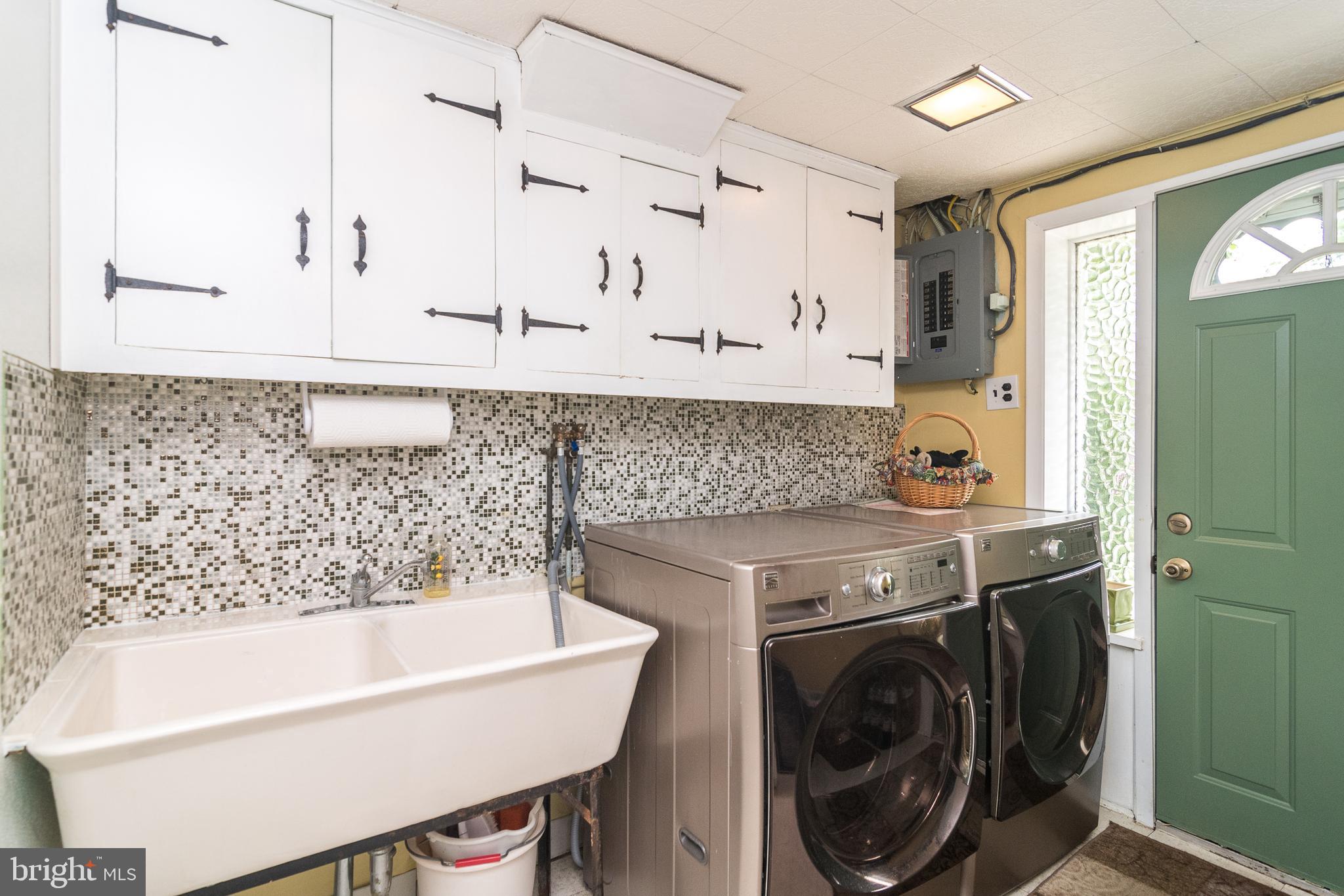 9132 Dale Road Philadelphia, PA 19115 - Photo 28 of 35 Gallery Image 28