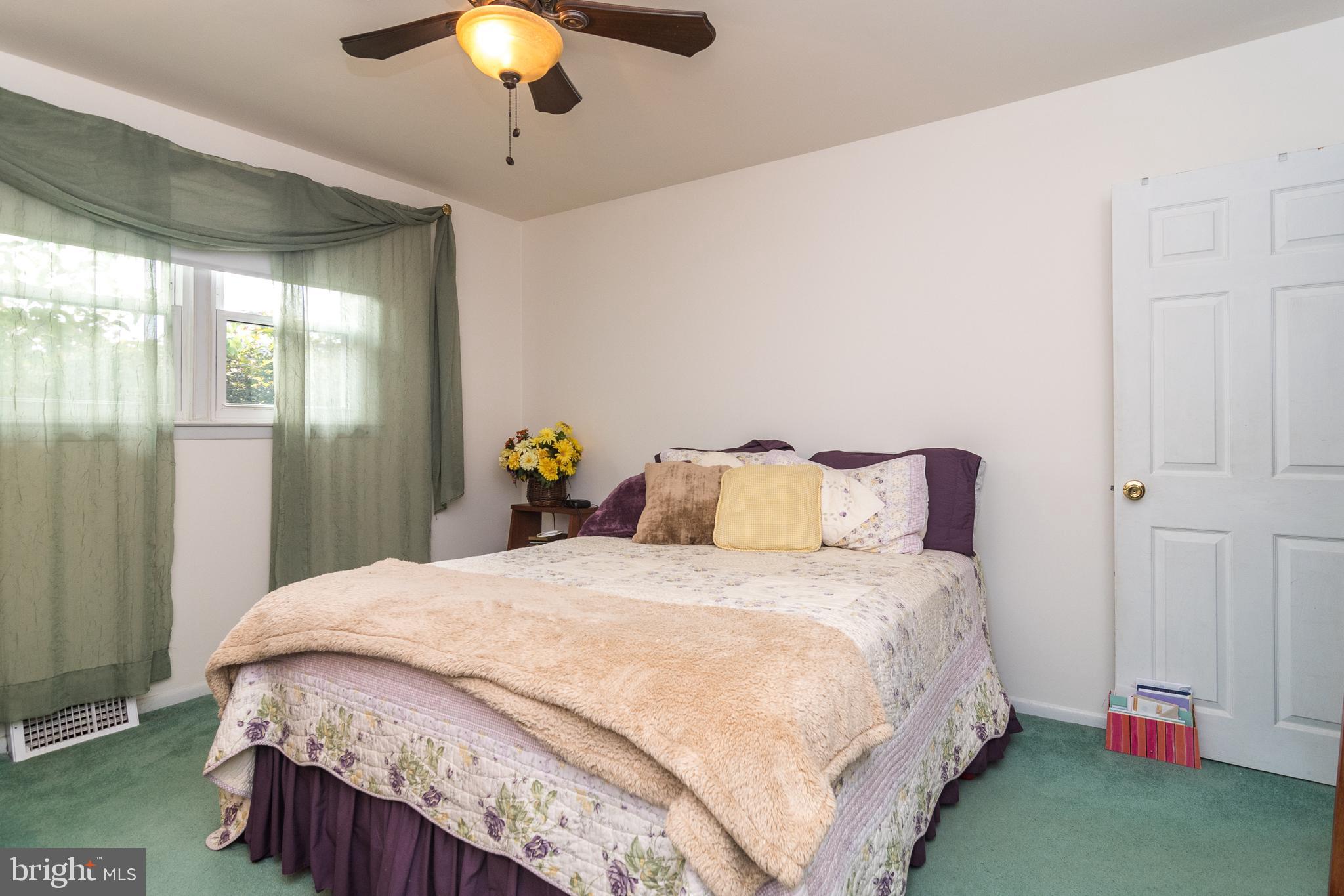 9132 Dale Road Philadelphia, PA 19115 - Photo 33 of 35 Gallery Image 33