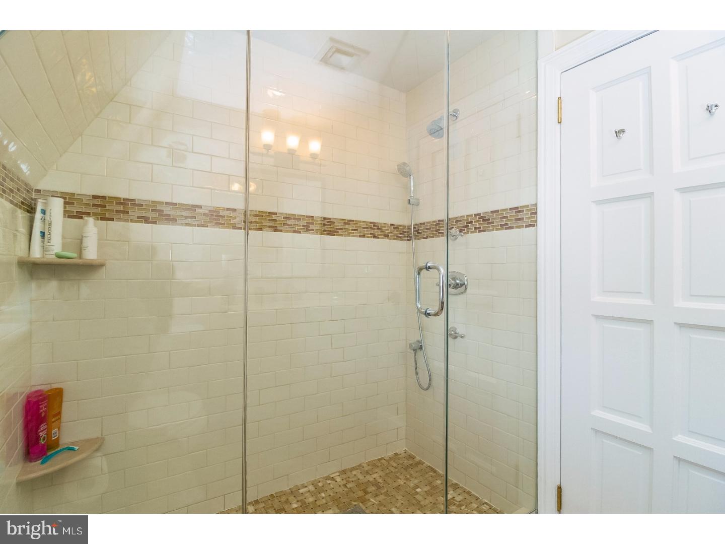 1432 Pepper Road Rydal, PA 19046 - Photo 20 of 24 Bathroom