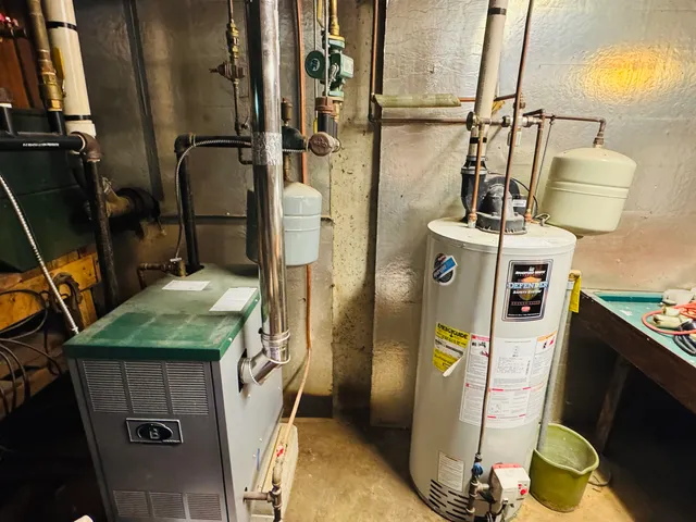 $299,900 | 225 Lyndon Heights Drive, Lyndon, VT 05851