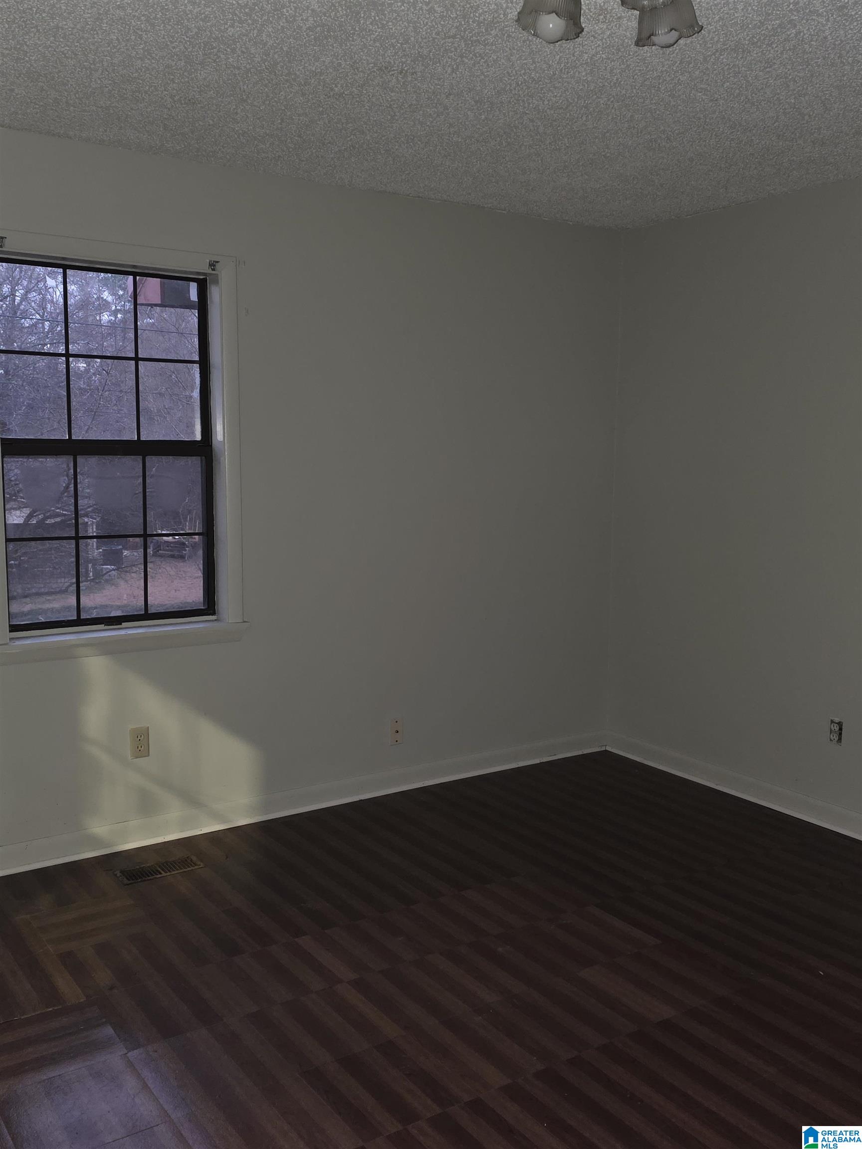 217 Davis Street Talladega, AL 35160 - Photo 16 of 25