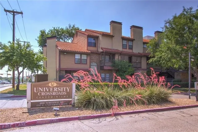 $1,700 | 5757 East University Boulevard, Unit 22R, Dallas, TX 75206