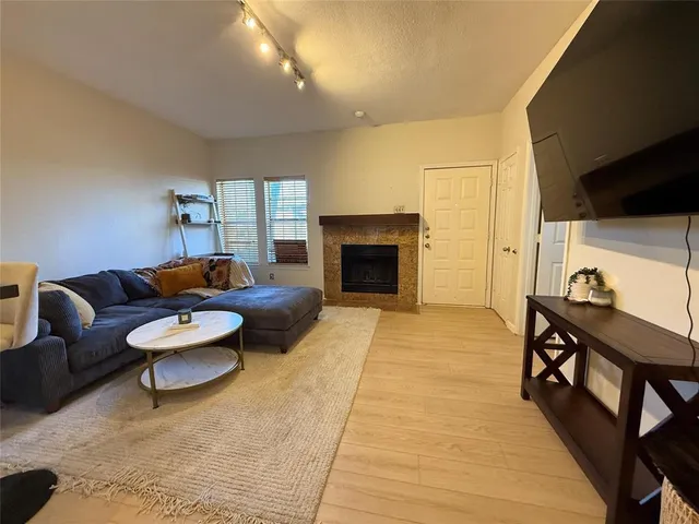 $1,700 | 5757 East University Boulevard, Unit 22R, Dallas, TX 75206
