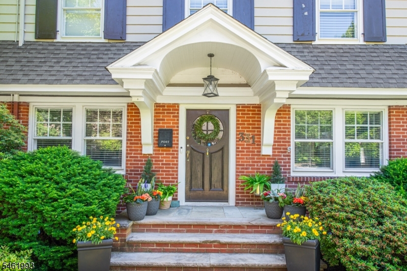 331 Grove Street Montclair, NJ 07042 - Photo 2 of 19 Gallery Image 2