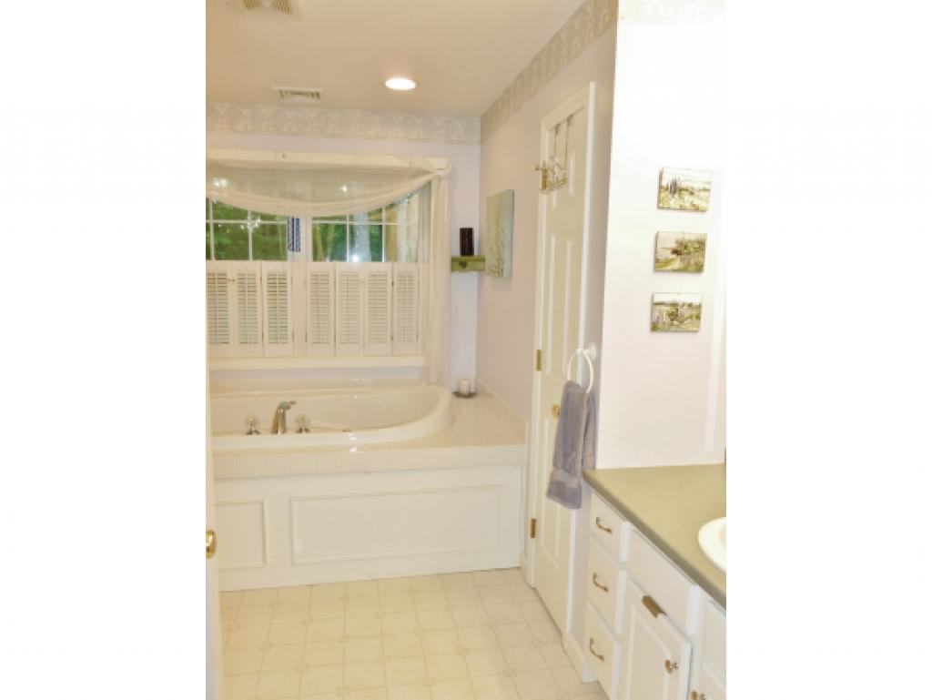 166 Old Milford Road Brookline, NH 03033 - Photo 23 of 36 Gallery Image 23