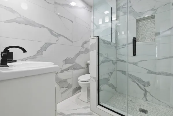 $3,000 | 6840 Oak View Court, Oak Forest, IL 60452