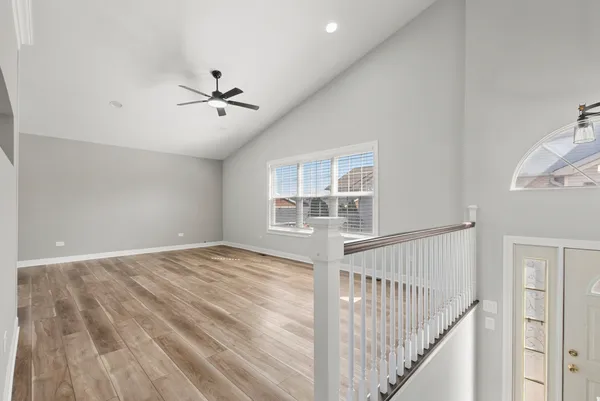 $3,000 | 6840 Oak View Court, Oak Forest, IL 60452