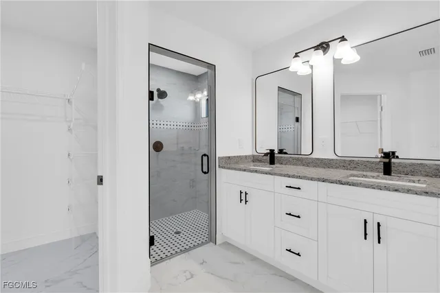 $569,000 | 7870 19th Place, LaBelle, FL 33935