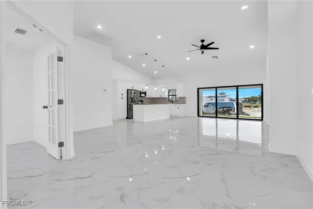 $569,000 | 7870 19th Place, LaBelle, FL 33935