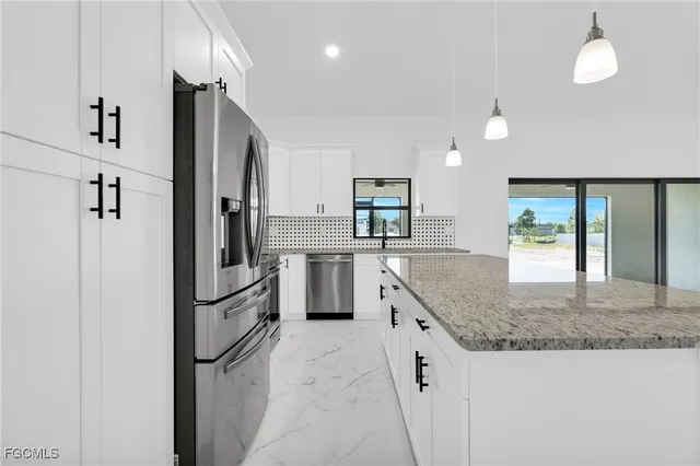 $569,000 | 7870 19th Place, LaBelle, FL 33935