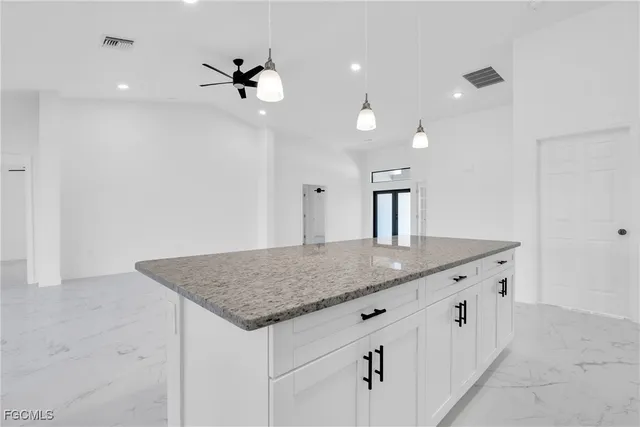 $569,000 | 7870 19th Place, LaBelle, FL 33935