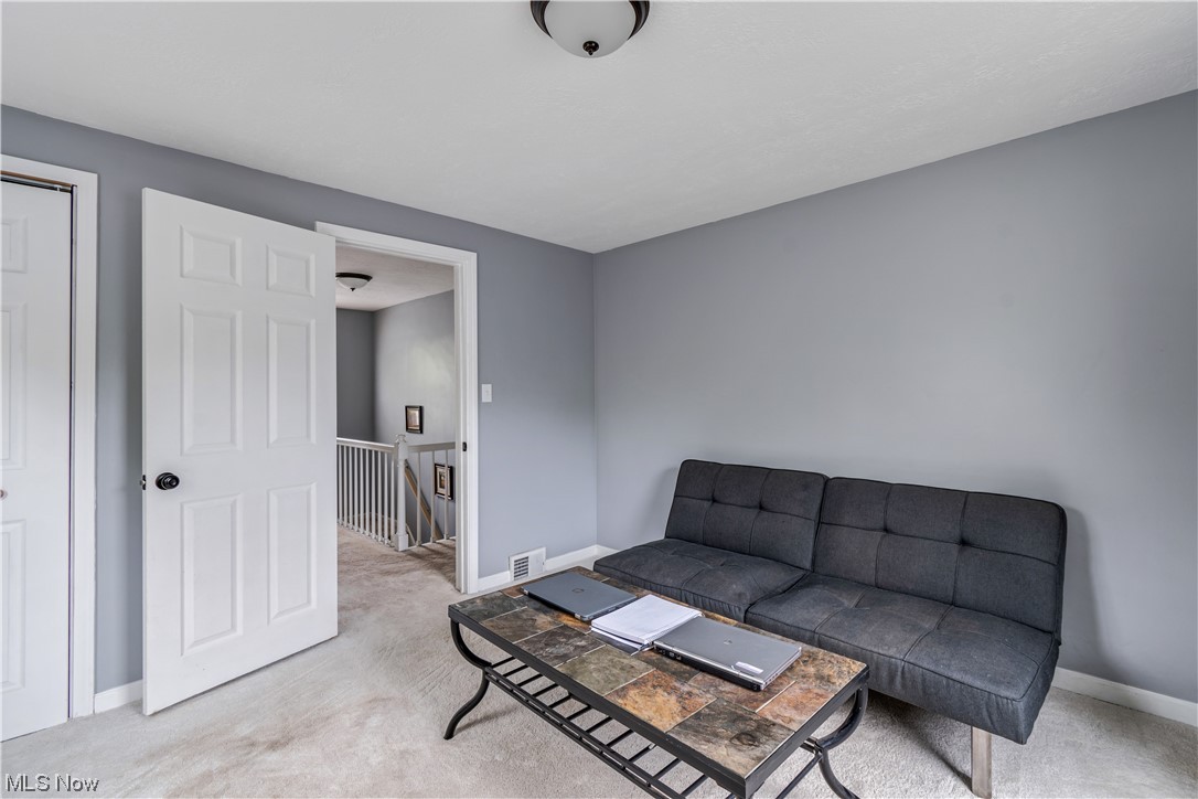 327 Sundale Road Akron, OH 44313 - Photo 21 of 25 Gallery Image 21