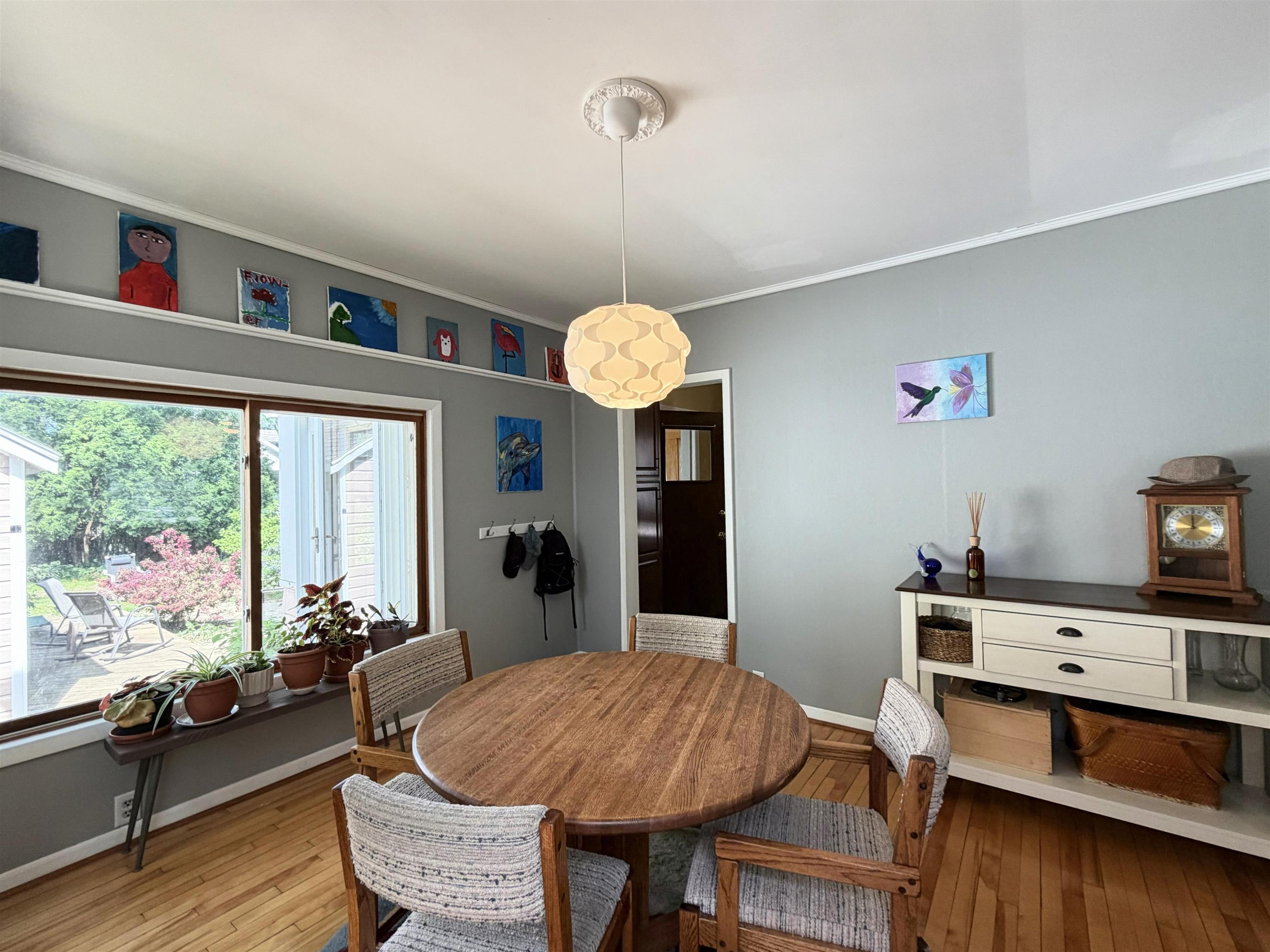 182 Ryan Street Madison, WI 53704 - Photo 11 of 32