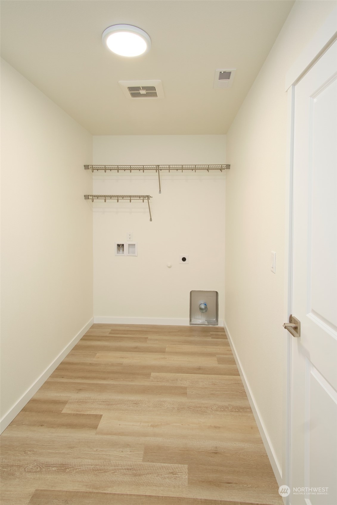 705 Cardinal Avenue Winlock, WA 98596 - Photo 6 of 29 Gallery Image 6