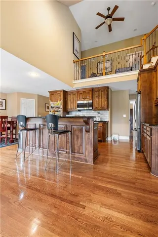 $729,000 | 9020 North Oxford Avenue, Kansas City, MO 64157