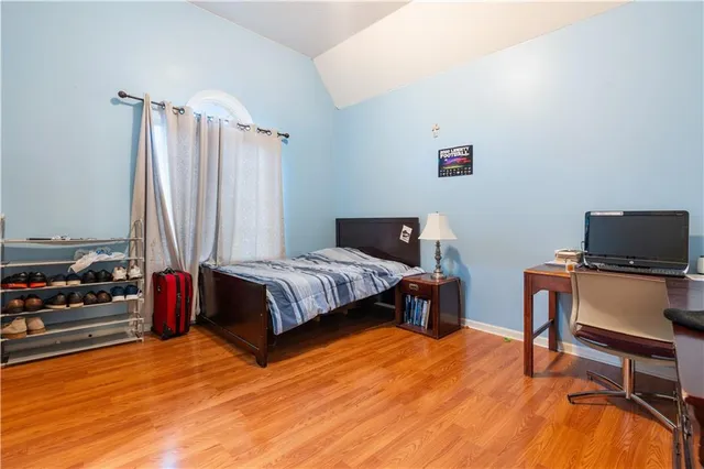 $729,000 | 9020 North Oxford Avenue, Kansas City, MO 64157