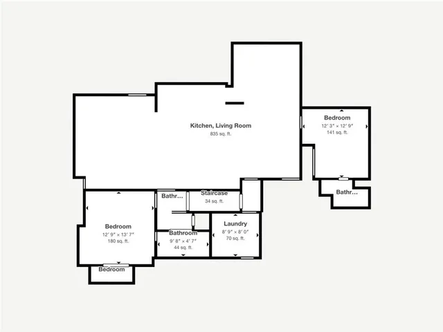 $729,000 | 9020 North Oxford Avenue, Kansas City, MO 64157