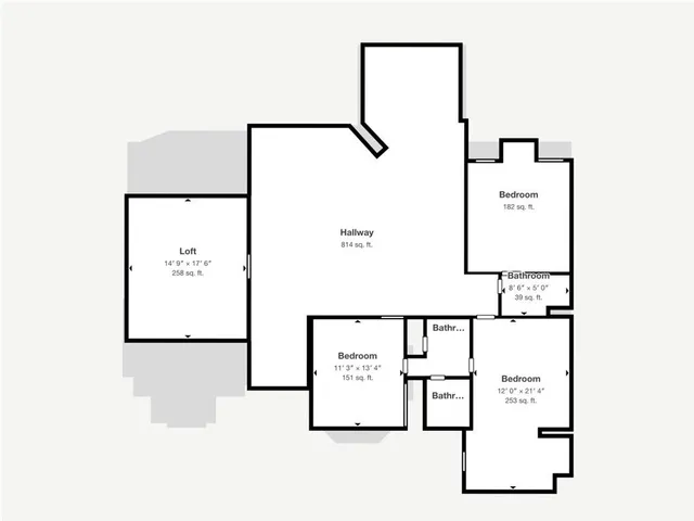 $729,000 | 9020 North Oxford Avenue, Kansas City, MO 64157