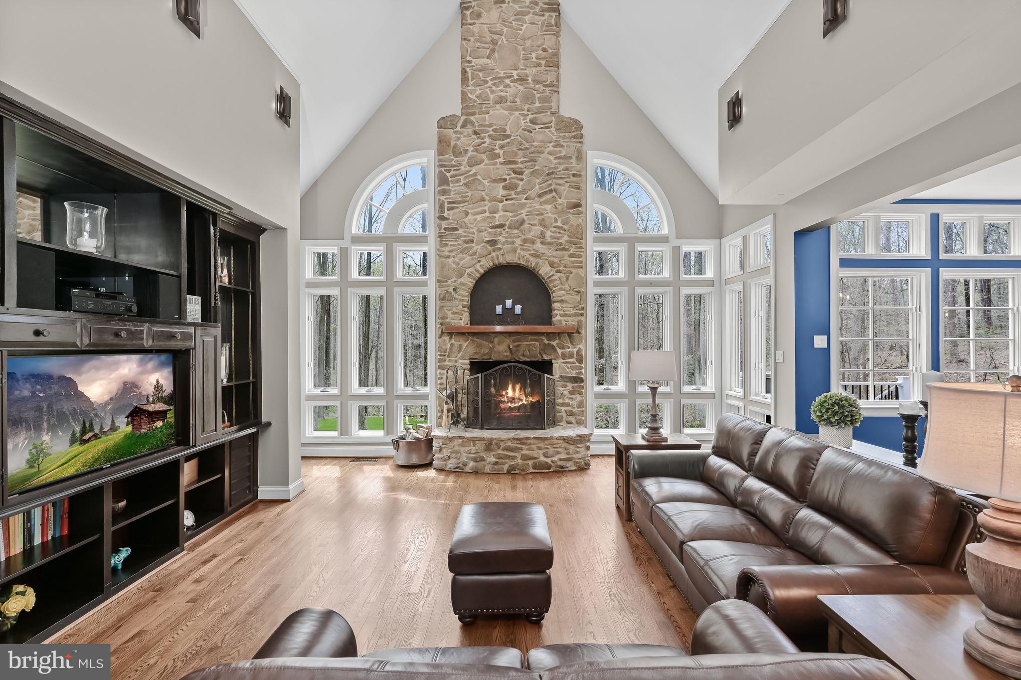 13839 Lakeside Drive Clarksville, MD 21029 - Photo 22 of 94 Family Room