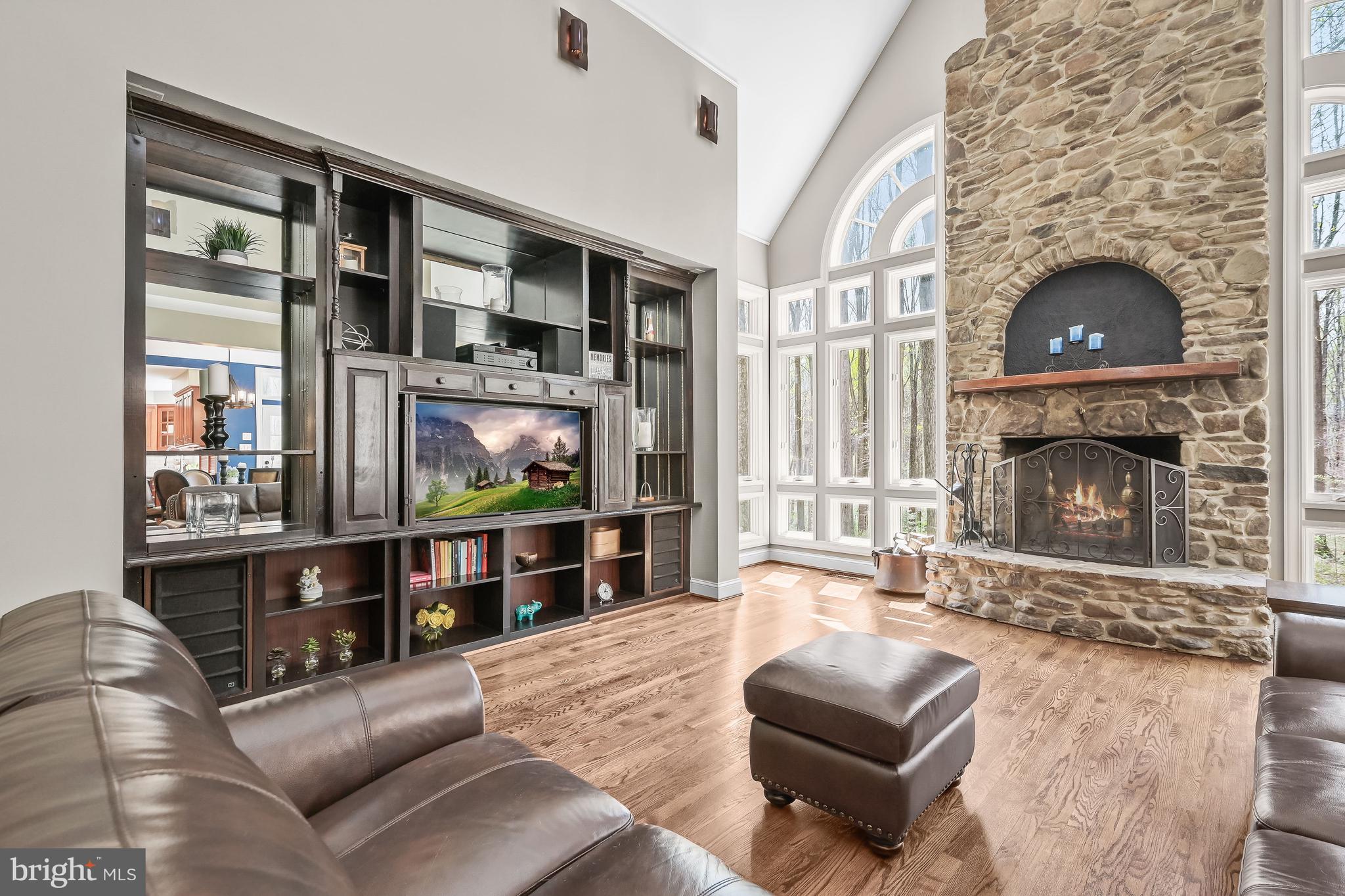 13839 Lakeside Drive Clarksville, MD 21029 - Photo 23 of 94 Family Room