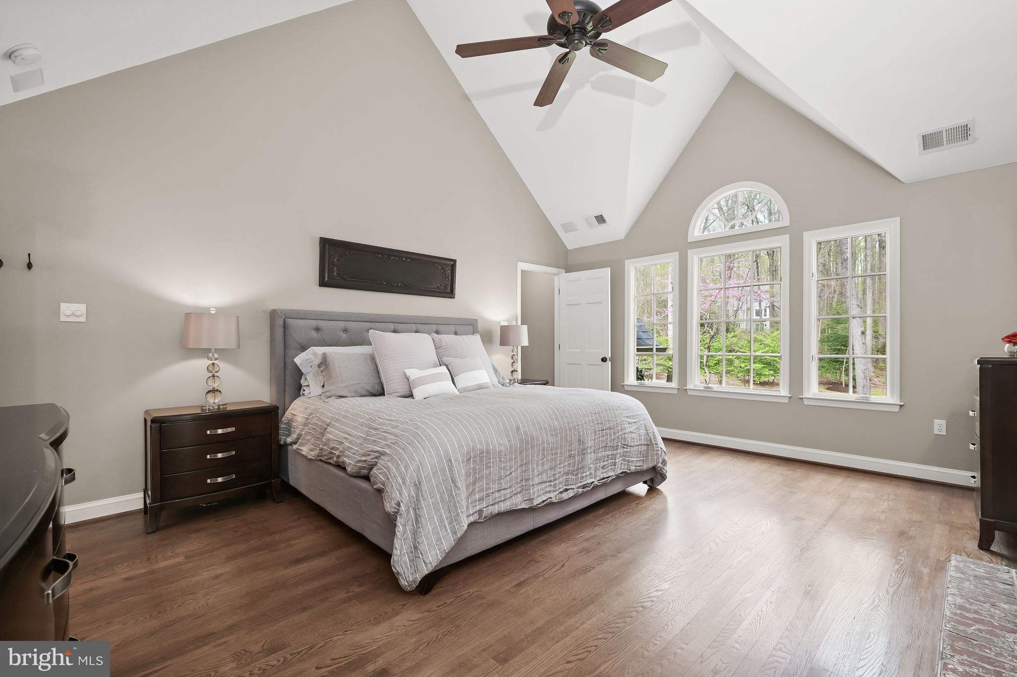 13839 Lakeside Drive Clarksville, MD 21029 - Photo 38 of 94 Primary Bedroom Suite