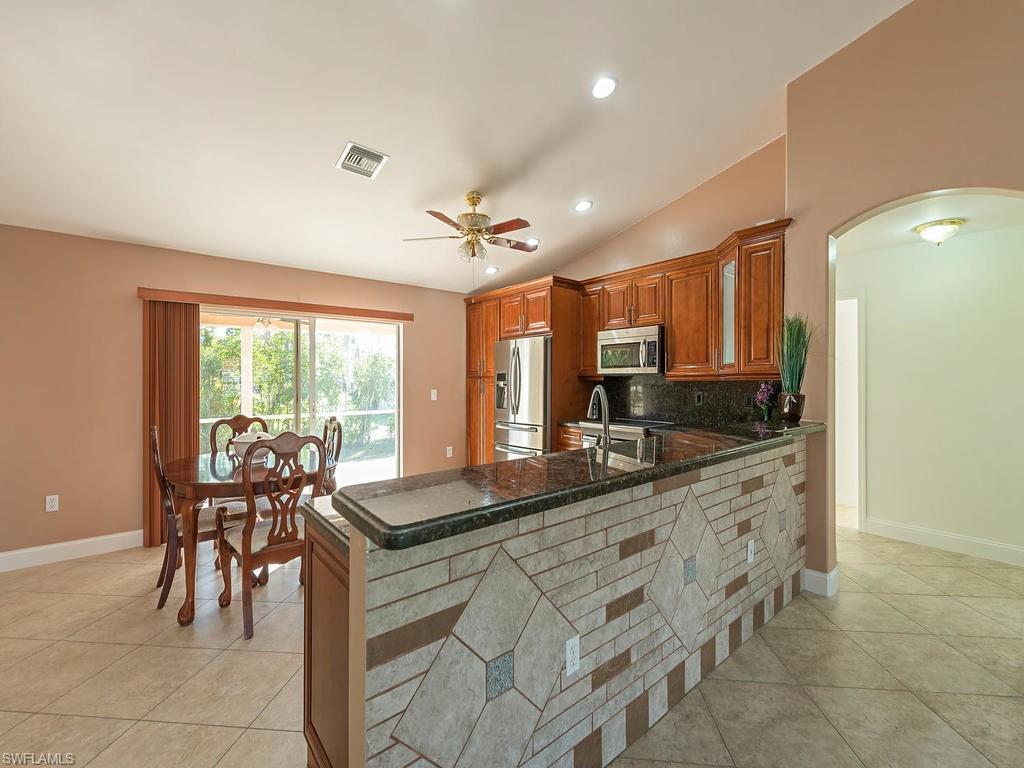 9124 Aster Road Fort Myers, FL 33967 - Photo 5 of 12