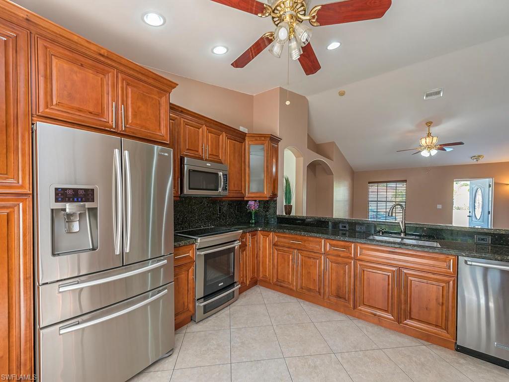 9124 Aster Road Fort Myers, FL 33967 - Photo 6 of 12