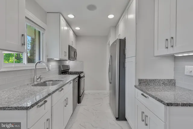 $755,000 | 3911 Egan Drive, Fairfax, VA 22030