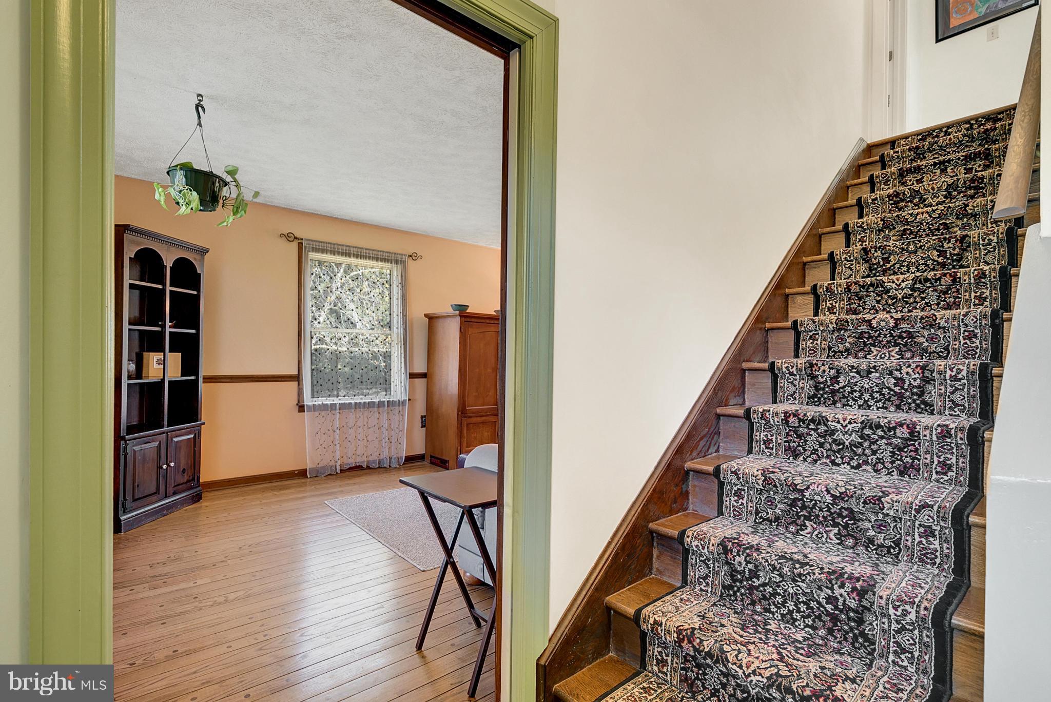 7263 Botha Road Bealeton, VA 22712 - Photo 4 of 30 Entry foyer