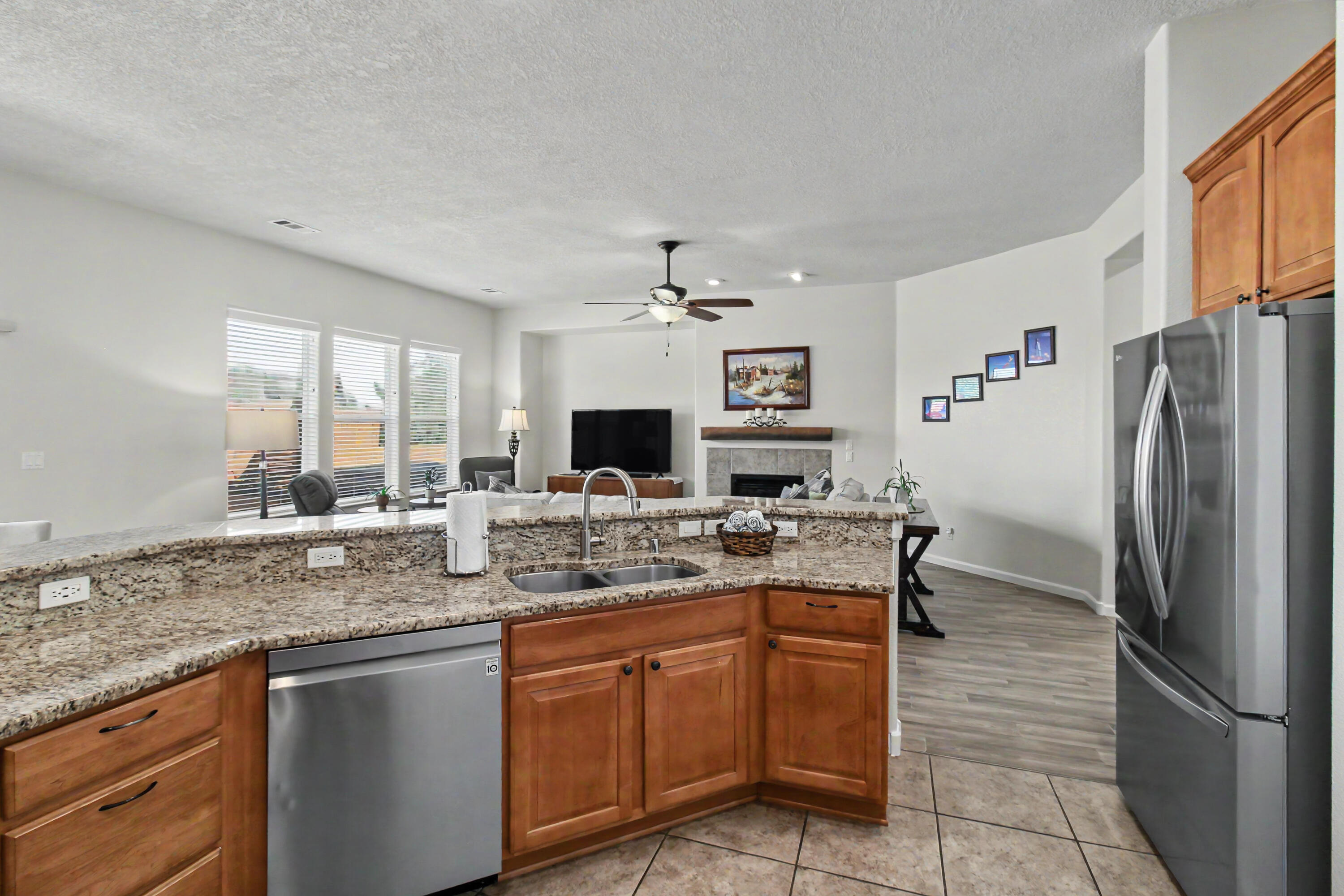 3815 Linda Vista Avenue Rio Rancho, NM 87124 - Photo 17 of 43 Gallery Image 17