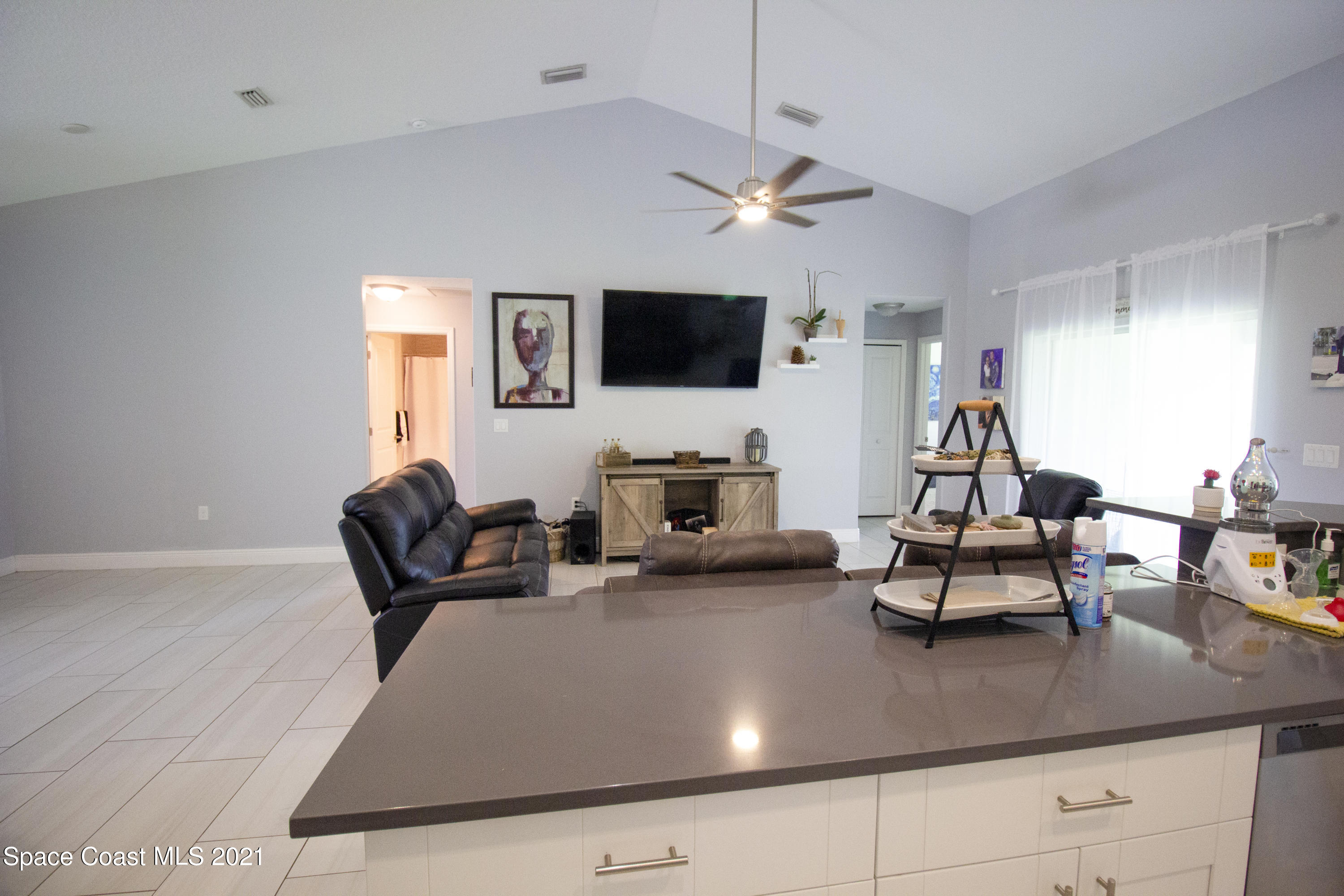 142 Abalone Road Northwest Palm Bay, FL 32907 - Photo 11 of 23 IMG_0366