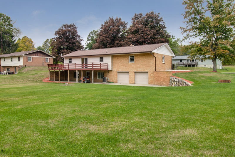 176 Edmonds Road Battle Creek, MI 49017 - Photo 2 of 16 Edmonds back2