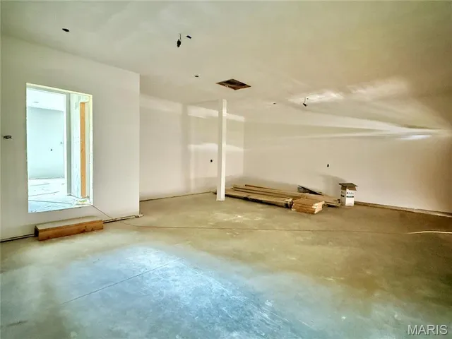 $603,000 | 3020 Mobile Drive, Glen Carbon, IL 62034