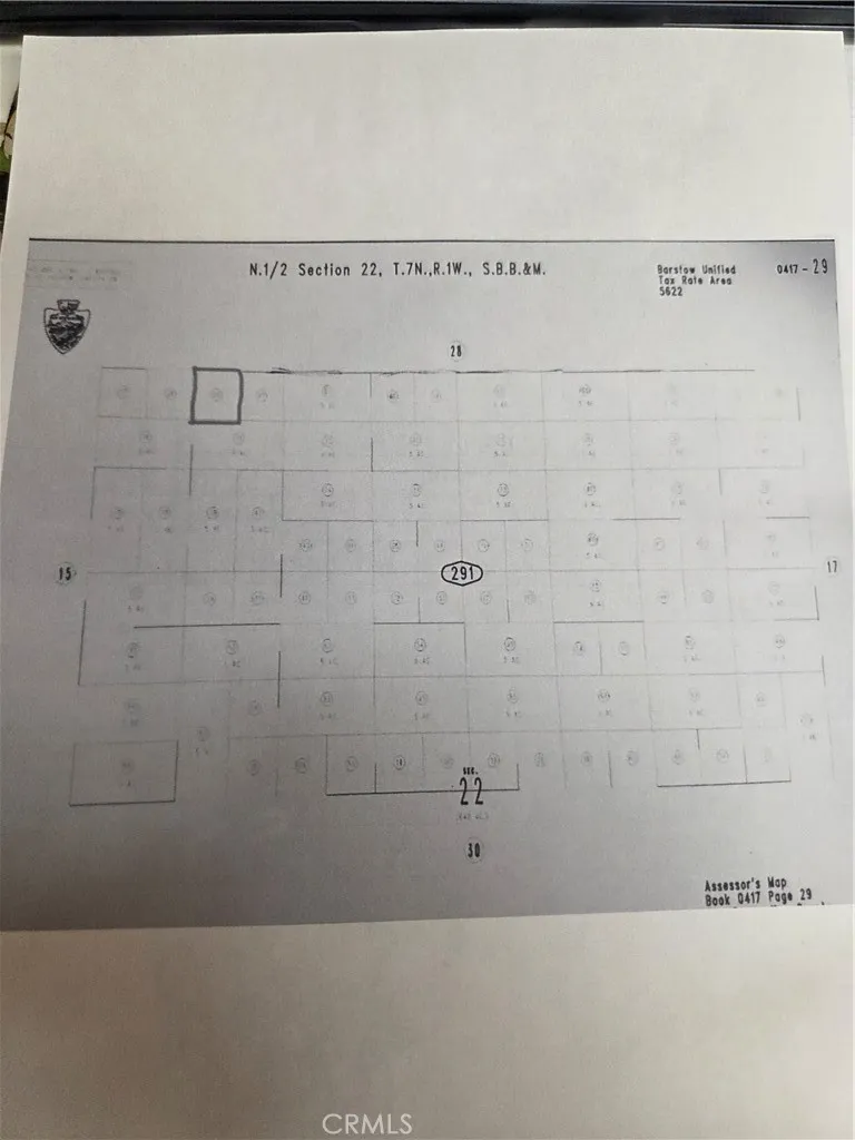 0 None Barstow, CA 92311 - Photo 2 of 2 a bathroom with a shower