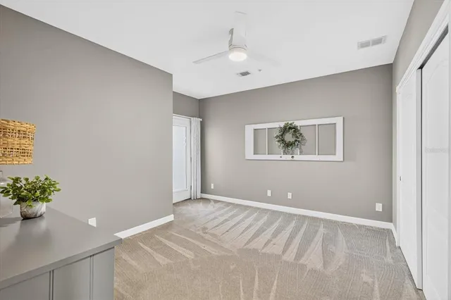 a large white building with a lot of windows