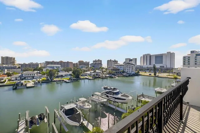$1,799,900 | 125 Brightwater Drive, Unit 2, Clearwater Beach, FL 33767
