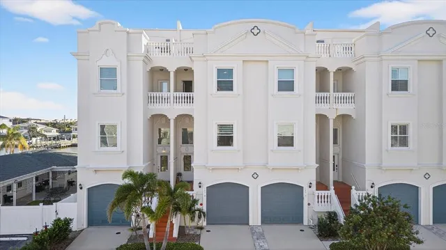 $1,799,900 | 125 Brightwater Drive, Unit 2, Clearwater Beach, FL 33767