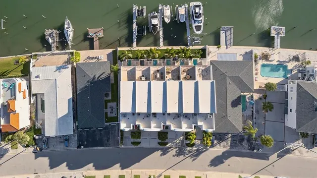 $1,799,900 | 125 Brightwater Drive, Unit 2, Clearwater Beach, FL 33767