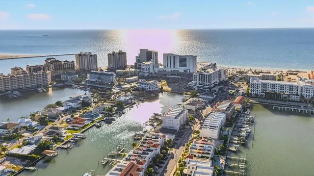 $1,799,900 | 125 Brightwater Drive, Unit 2, Clearwater Beach, FL 33767