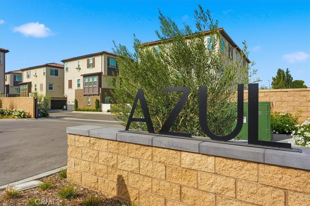 9331 Via Azul Pico Rivera, CA 90660 - Photo 4 of 37