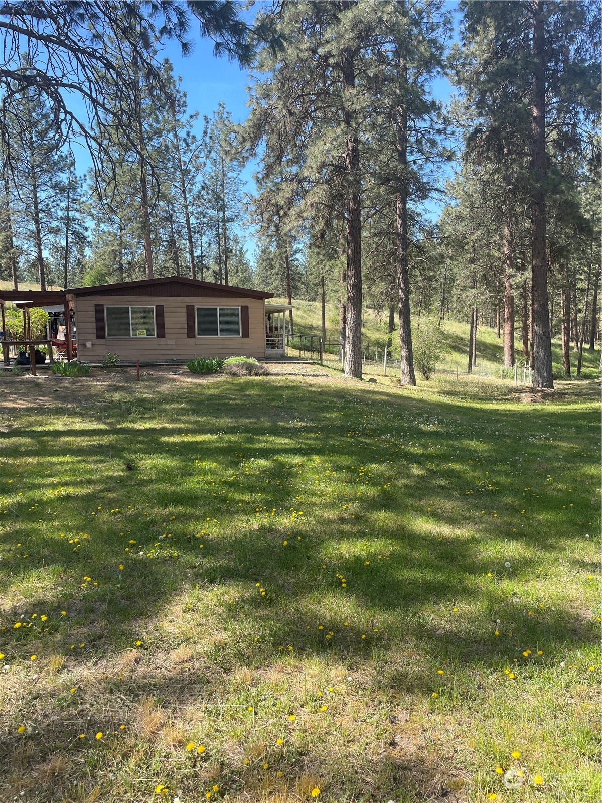 7 Mountain View Road Tonasket, WA 98855 - Photo 1 of 33 Gallery Image 1