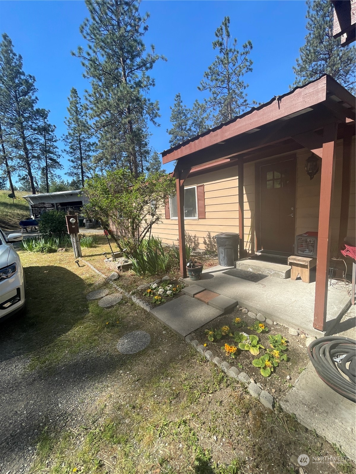 7 Mountain View Road Tonasket, WA 98855 - Photo 3 of 33 Gallery Image 3