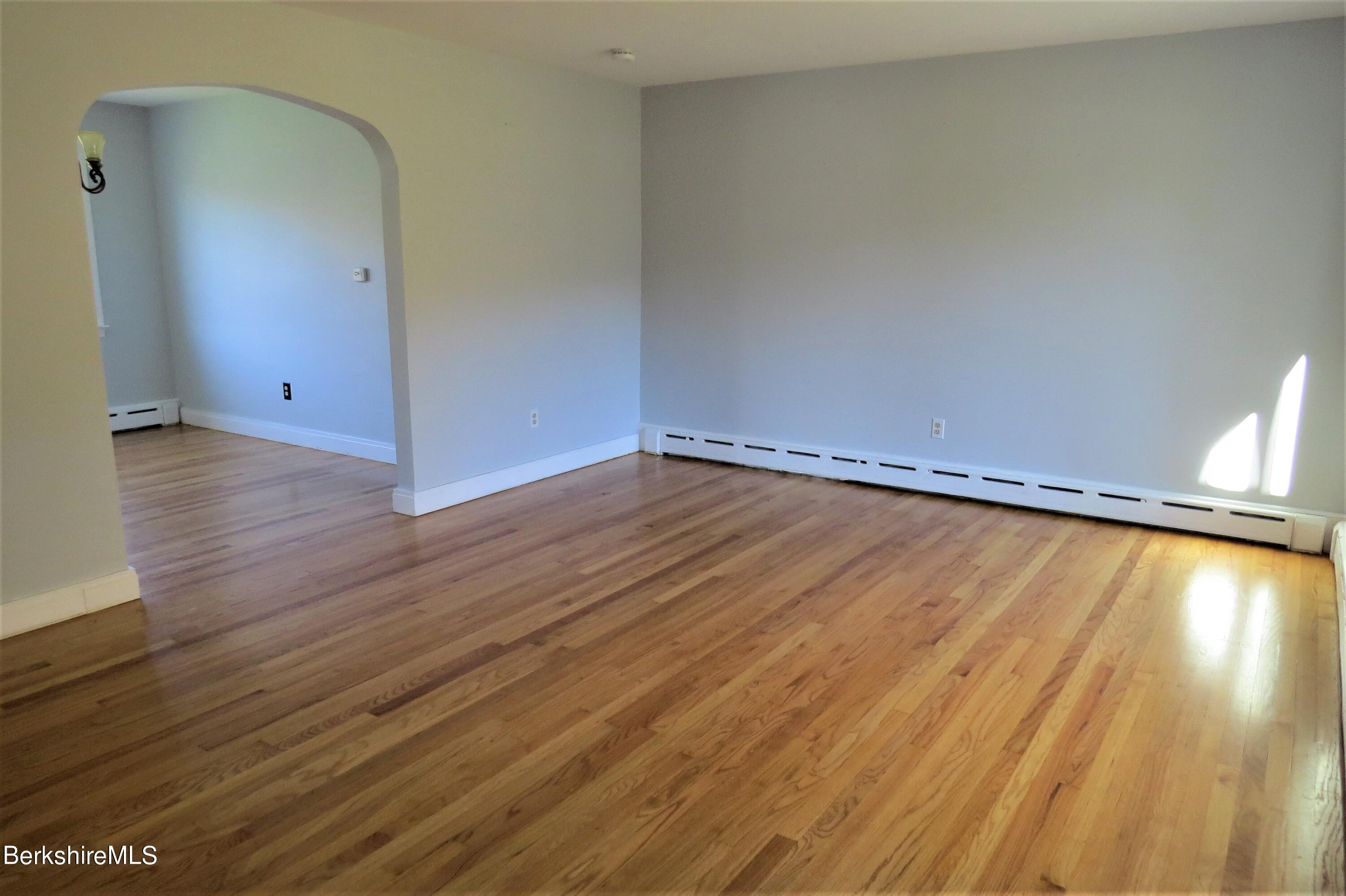 198 East Road Adams, MA 01220 - Photo 12 of 32 Living room